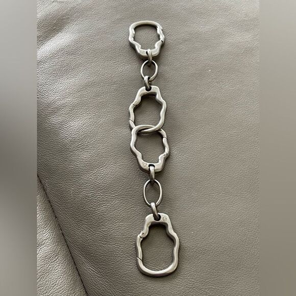 Alexander McQueen skull chain link bracelet. - Picture 2 of 6